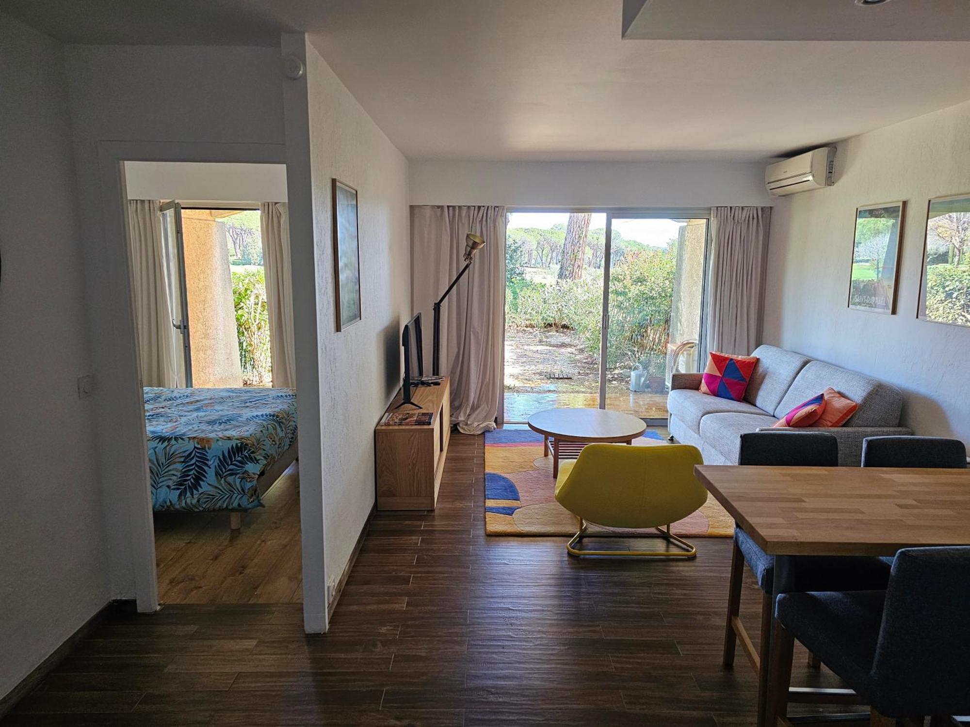 Appartement Golf De Valescure Avec Jardin Saint-Raphaël エクステリア 写真